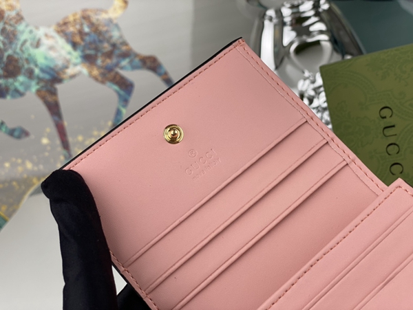 グッチ財布コピー角部分ディテール